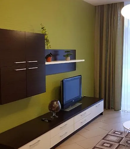 - Mickeviciaus 8 פלאנגה